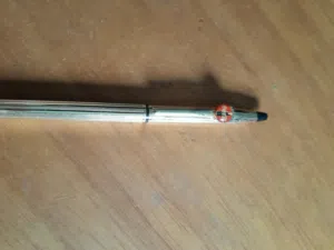 قلم رصاص بماء الدهب وعلامة كوكاكولا غير موجود في مصر كلها