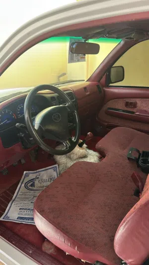 بيكب هيلوكس مديل 2003