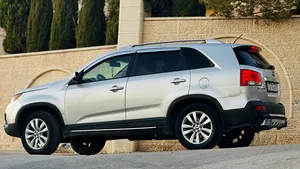 used-kia-sorento-in-hebron