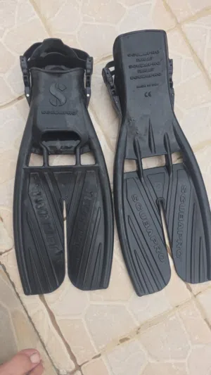 زعانف للغوص نوعيهزممتازه