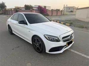 مرسيدس C450 موديل 2016 بحاله ممتازه  السعر : 5800 ريال و قابل للتفاوض
