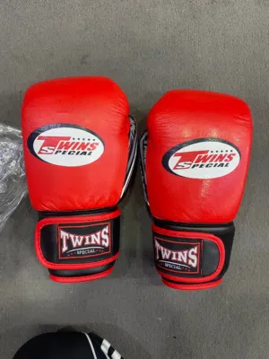 leather twins boxing gloves