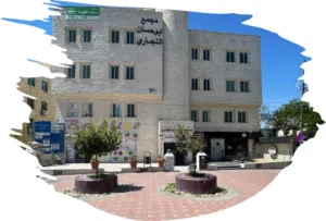 مجمع طبي وتجاري استثماري للبيع – الدوار الرابع  دخل قائم وإمكانية توسعة