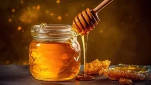 عسل جبلي طبيعي من انتاج منحلي الخاص