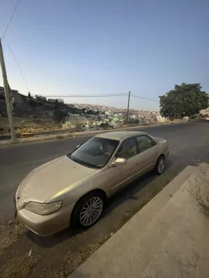 هوندا اكورد 2001