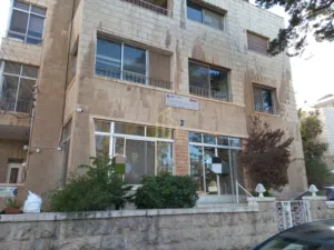 في جبل عمان عمارة استثمارية مميزة من ثلاث طوابق وبسعر مميز / ref 1307