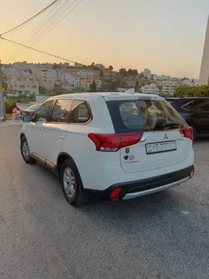 Used Mitsubishi Outlander in Amman