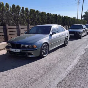 2002 BMW E39 M5kt