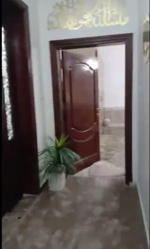 منزل بناء شخصي  برخصة البناء للبيع