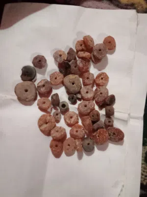 بخور قديم جدا اصلي الغرام ب 3 دنانير