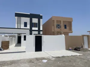 لبيع منزل في بركاء الهرم 4