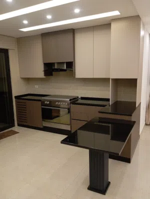 تفصيل وصيانه مطابخ حسب الون والتصميم بدك اياه بافضل سعر لتواصل رقم موجود بالوصف