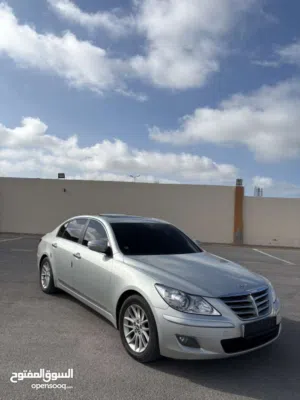 Genesis . G80 . 2010 . Used4