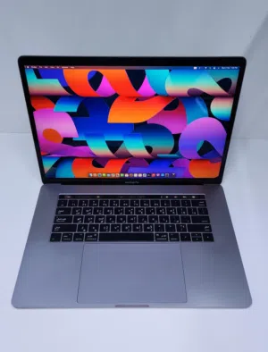 Apple MacBook Pro A1707 core i7 16gb Ram 512 ssd 15.4inches Retina Touch Bar & I'D 2k resolution
