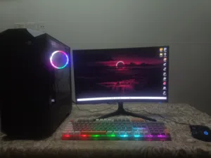 تجميعة قيمنق متكاملة PC مع شاشة وملحقاتها للبيع جاهز للعب)