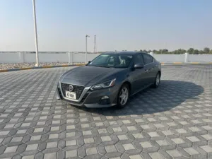 Used Nissan Altima in Dubai