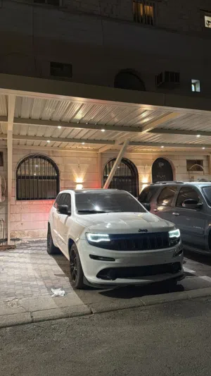 Used Jeep Grand Cherokee in Kuwait City