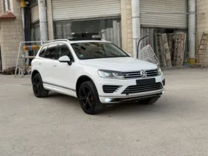 volkswagen touareg (EXECUTIVE EDITION) R Line