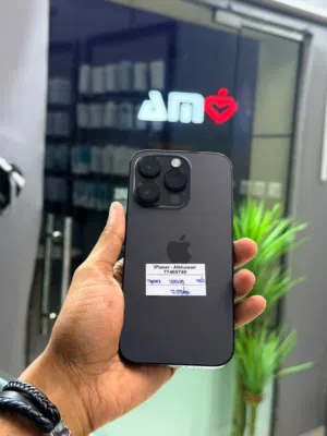 iPhone 14 Pro 256 GB with above 90% BH - Fine condition and smooth phone