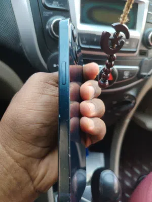 جوال ايفون 13عادي