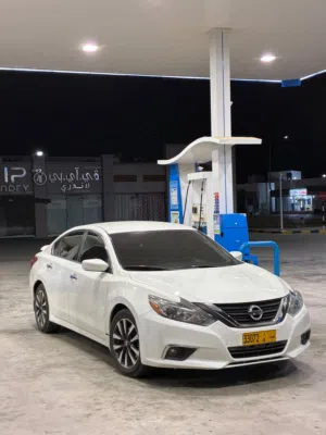Used Nissan Altima in Al Batinah