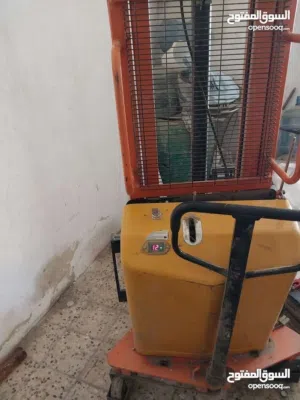 رافعة كهربائية بحالة جيدة جدا