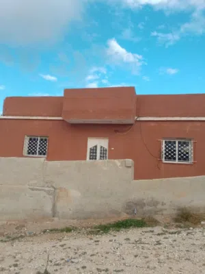 2 Bedrooms . One Bathroom . 150 m20