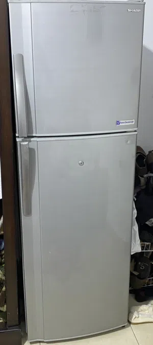 ثلاجة شارب