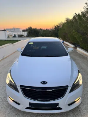 New Kia Cadenza in Tripoli