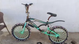دراجه BMX اقرا الوصف