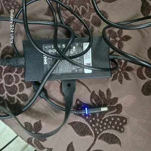 ‏شواحن وكوابل ‏.‏ مستعمل‏2