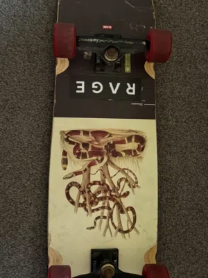 Disaster snakes 32 skateboard