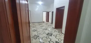 200 m2 4 Bedrooms Apartments for Rent in Sana'a Bayt Baws