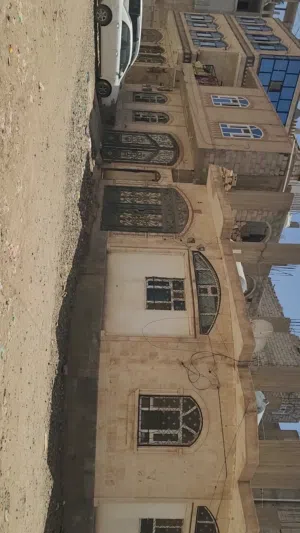 5 m2 More than 6 bedrooms Apartments for Sale in Sana'a Shamlan