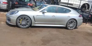 قطع غيار بورش Porsche الأصلية المستعملة  قطع غيار بورش أصلية بحالة ممتازة؟