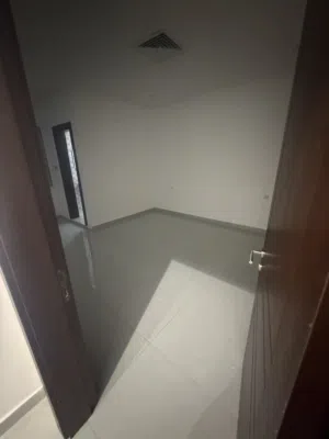 شقه للإيجار بالعمريه