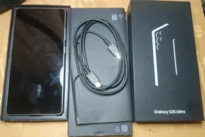 Samsung Galaxy S25 Ultra 1 TB in Cairo