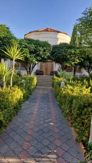 4 Bedrooms . Furnished . Monthly3