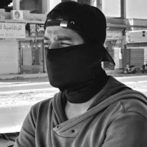 علي 