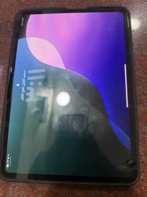 ايباد M4 مستعمل نظيييف واي فاي + خلوي