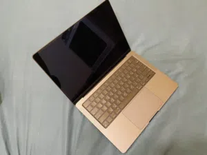 Macbook pro 14-inch (M3 pro) 18GB Ram/512GB Ssd