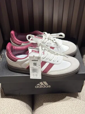 حذاء رياضه adidas samba لون بيرغندي نمره 38.5 صناعه فيتنامي