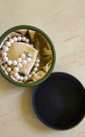 لؤلؤ طبيعي مستزرع المياه العذبة (Cultured Freshwater Pearls) عقد بجودة عالية