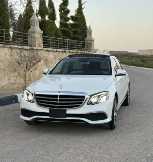 E300   ᄉ Mercedes-Benz