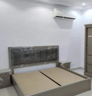للبيع قعادة سرير شبة جديد وبسعر عرطة 350 سعودي فقط