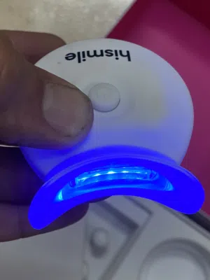 جهاز لتبييض الاسنان