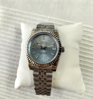 Seiko . Automatic . Metallic1