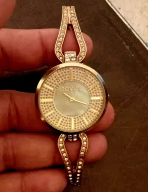 ساعة سويسرية ماركة جوفيال للبيع