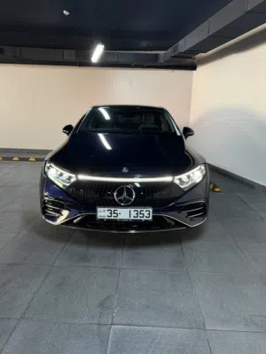 سيدان بدون ولا حادث ممشى دكتور Mercedes EQS 450+