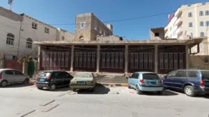 دكان للايجار جوار جامع فاطمة